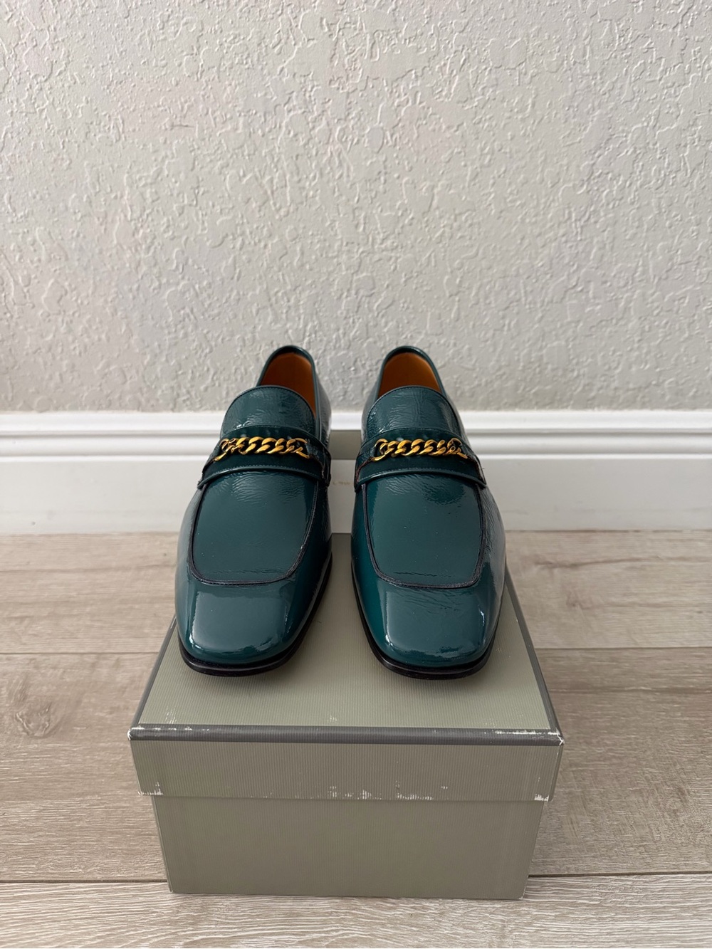 Tom Ford Teal Patent Leather Loafers with Gold Chain Detail men 11.5 - Picture 2 of 5